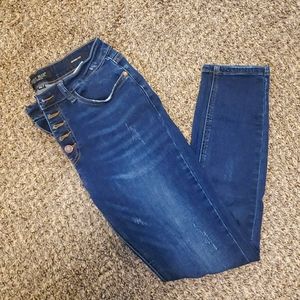 Judy blue stretchy skinny jeans